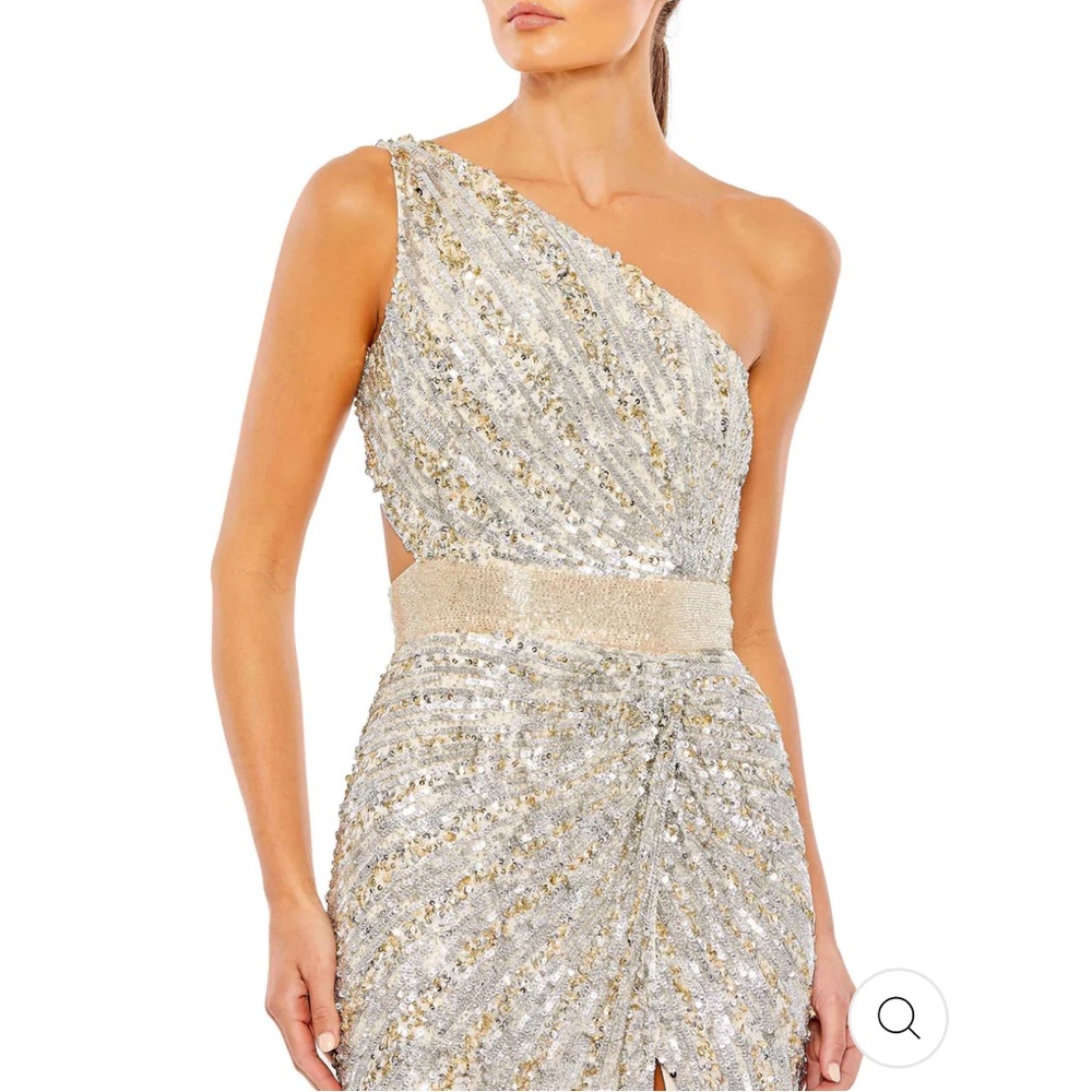 One-Shoulder Silver Sequin Evening Gown with Thigh Slit - Picture 3 of 6